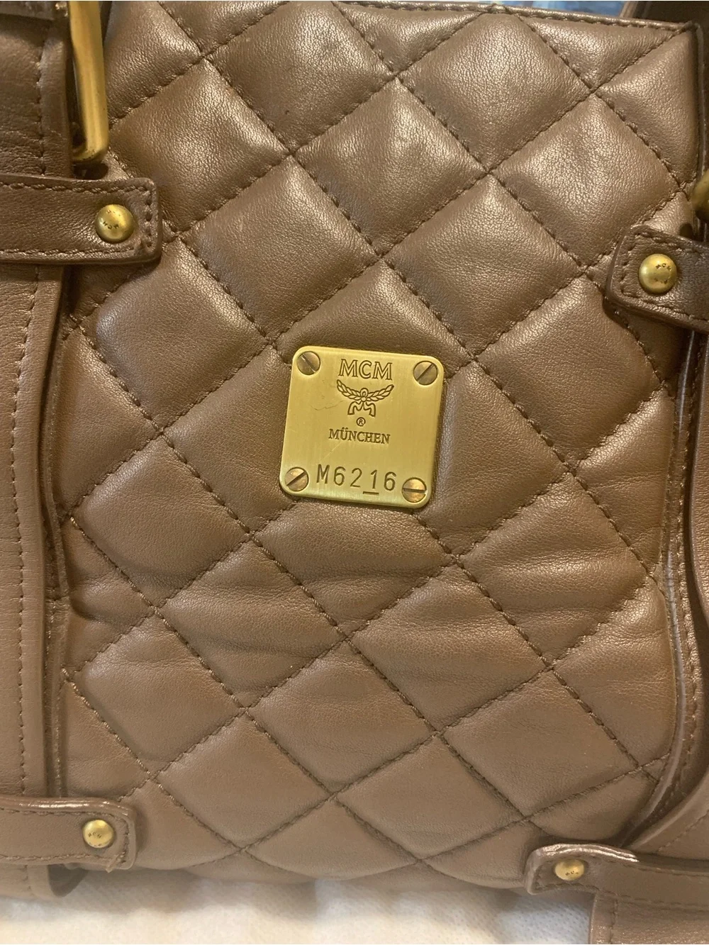 MCM Quilted Brown Leather Shoulder Bag Limited Edition - Picture 3 of 16
